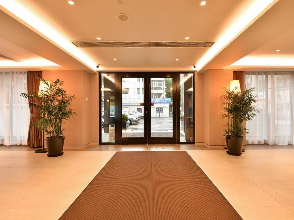 Home Inns Plus Shanghai Xujiahui Branch Exteriér fotografie