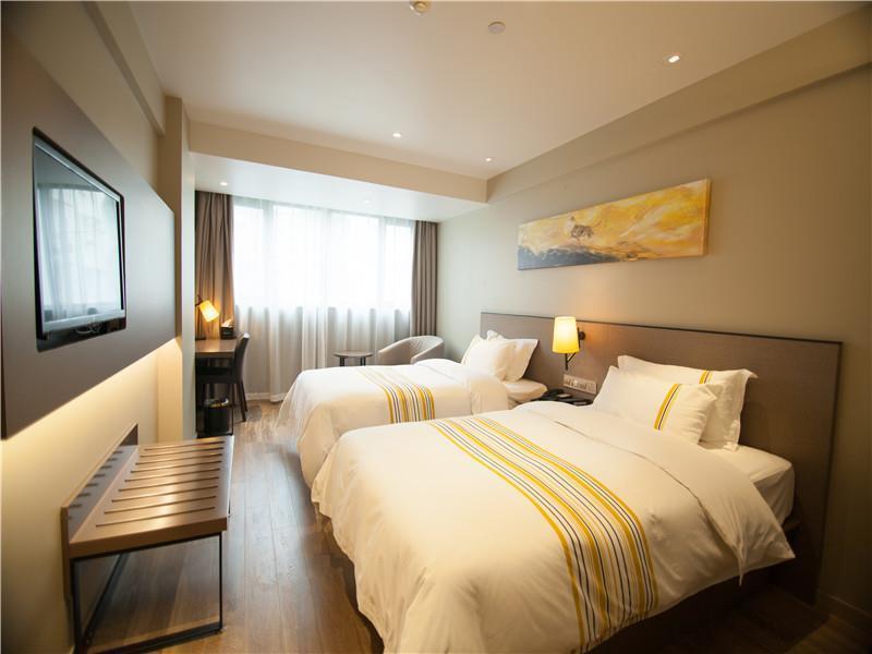 Home Inns Plus Shanghai Xujiahui Branch Exteriér fotografie